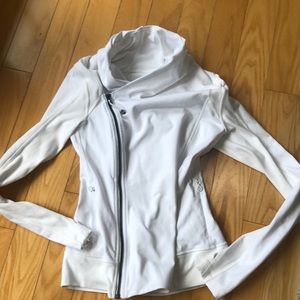 Extremely rare Lululemon jacket white sz 4